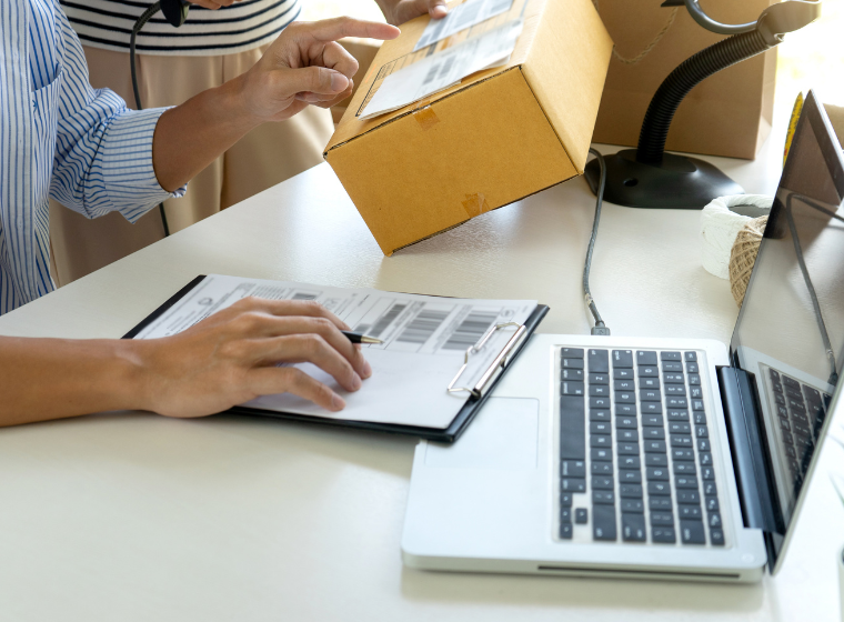 controllo pacco ecommerce
